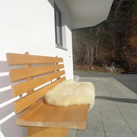 Caroline'S Appartement Au (Vorarlberg) Exterior photo